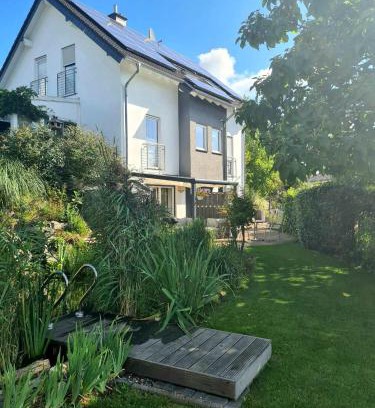 Oberzissen Apartamento | Wohlfühlen am Gartenteich