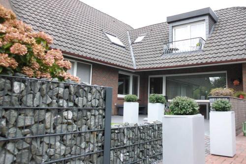 Marienhafe Apartamento | Wohlfühlen in gepflegter 70 qm Oberwohnung