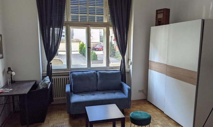 Sanderau Apartamento | Wohnen am Main - gemütlicher Altbau, zentral