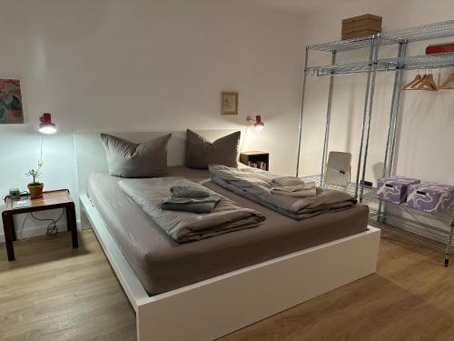 Pasewalk Apartamento | Wohnen im alten Standesamt 4 Family