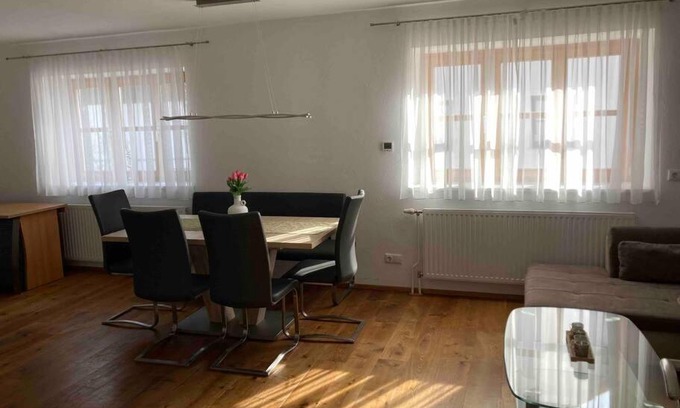 Pregarten Apartamento | Wohnen im Grünen