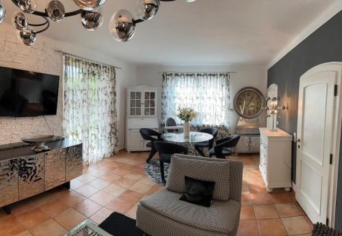 Grossgmain Apartamento | Wohnung 5 mit Garten und sonniger Terrasse