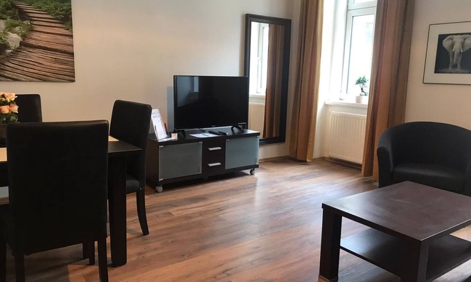 Funfhaus Apartamento | Wohnung in Schönbrunn-nähe