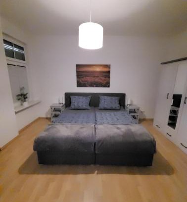 Oberhausen Apartamento | Wohnung in Oberhausen: zentral & ruhig, eigener Eingang