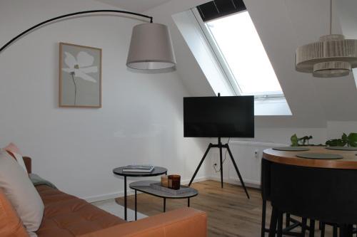 Kernstadt Apartamento | Wohnung mit Balkon und Tiefgarage
