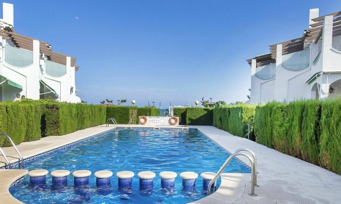 L'Hospitalet de l'Infant Casa | Estupenda casa de vacaciones para 6 personas con piscina, TV, patio y aparcamiento