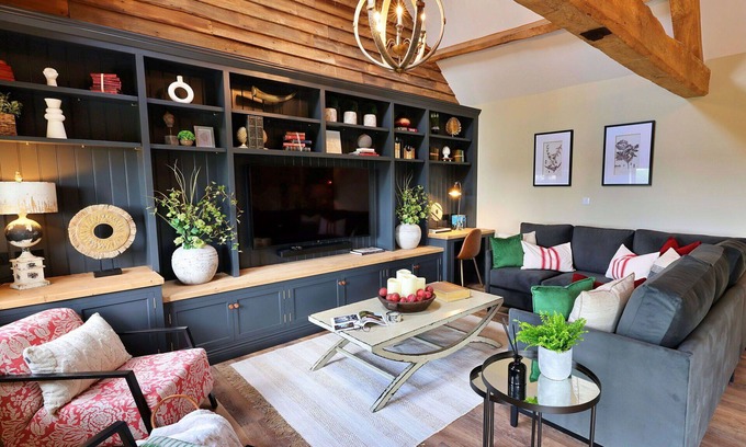 Walton Casa | Preciosa casa de vacaciones para 8 personas con WIFI, terraza y mascotas permitida