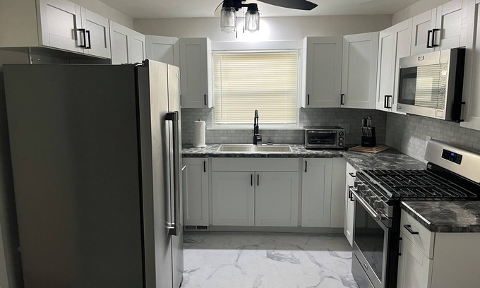 Niles Casa | Wonderful 3-bedroom house with AC in charming Niles