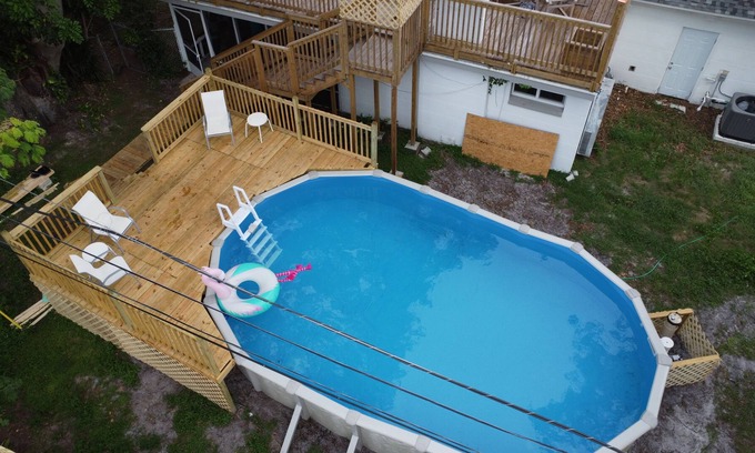 Greater Pinellas Point Casa | Wonderful 5BR/3BTH 2 Story house with private pool