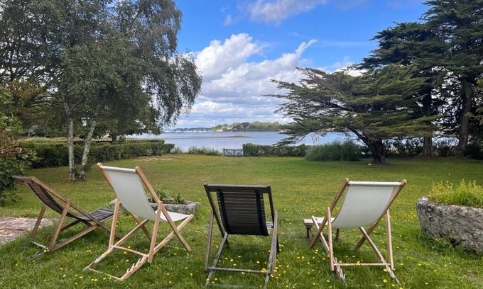 Arzon Casa | Wonderful 6 Bed Family Home with Stunning Views