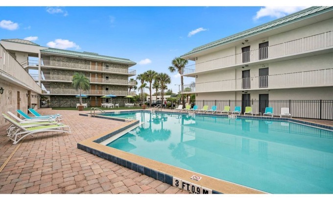 Historic Downtown Kissimmee Complejo | Wonderful Apt Hotel with Pool in Kissimmee 2