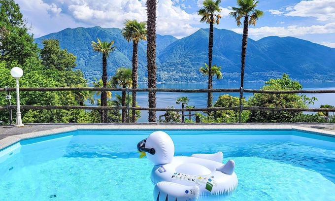 Brione sopra Minusio Villa | Casa de vacaciones privada con piscina privada, WIFI, TV, patio, vista panorámica, aparcamiento