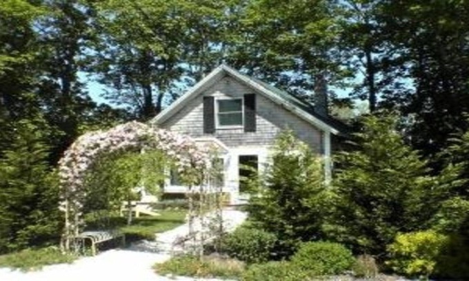 Vineyard Haven Cabaña | Maravillosa cabaña en la ciudad Vineyard Haven, cerca de todo