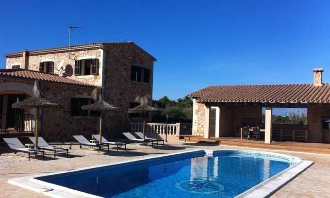 Es Palmer Casa | Maravillosa finca con una gran piscina y cocina de barbacoa cerca de Es Trenc.
