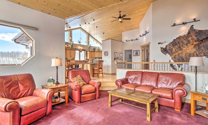 Michigan Hill Casa | Wonderful Hilltop Hideaway w/ Deck & Mtn Views!