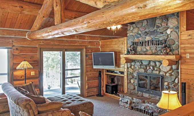Oslund Casa | Maravilloso 3BR Inicio en Sand Lake w / Expansive Porch