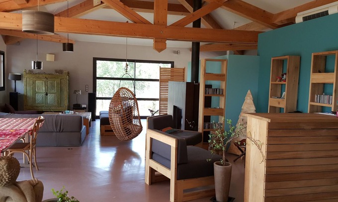 Lambesc Casa | Maravillosa casa y la piscina a 20 minutos de Aix-en-Provence