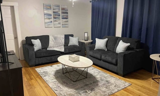 Norwich Apartamento | Wonderful new cozy 3 bedroom min from the casino