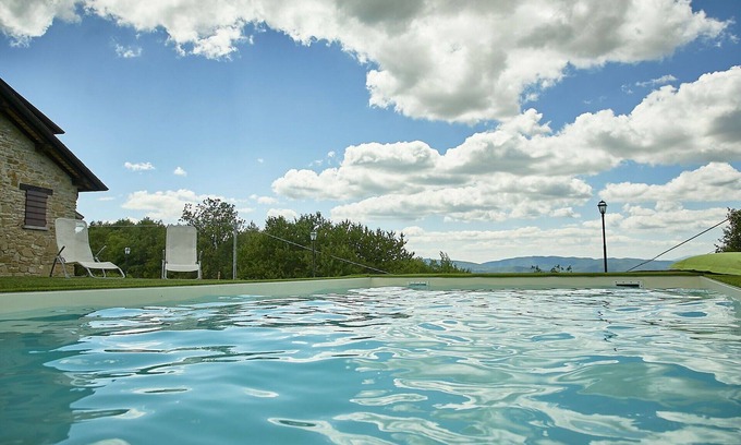 Monte Santa Maria Tiberina Villa | Casa de vacaciones privada con sauna, piscina privada, A/C, WIFI, TV, patio, vista panorámica