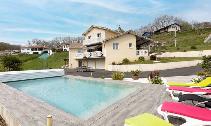 Saint-Martin-de-Seignanx Casa | Maravillosa casa de vacaciones privada para 8 personas con WIFI, piscina, A/C, TV y terraza
