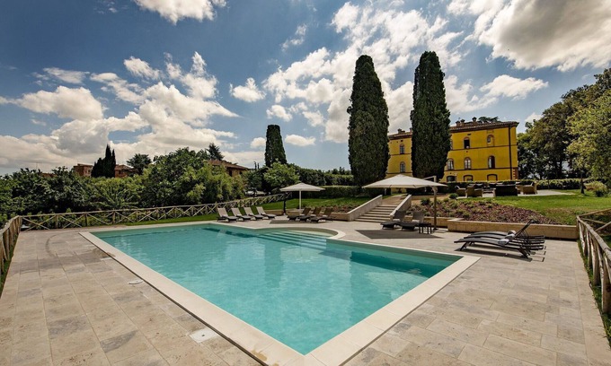 Torrita di Siena Villa | Estupenda casa de vacaciones privada con jacuzzi, A/C, piscina privada, WIFI, TV, patio