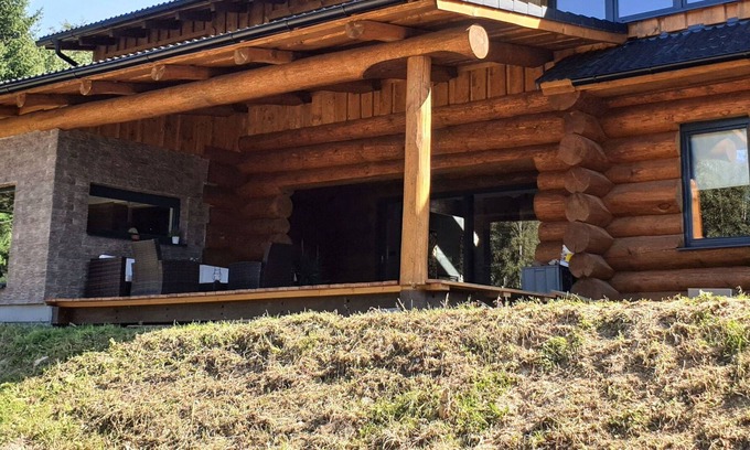 Benesov nad Cernou Casa | Maravillosa casa de vacaciones privada con jacuzzi, terraza, vista panorámica, aparcamiento