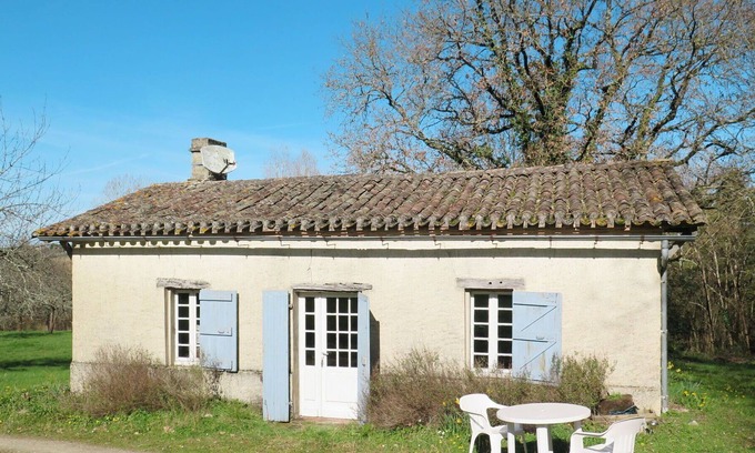 Labretonie Villa | Estupenda casa de vacaciones privada con TV, terraza, mascotas permitida y aparcamiento