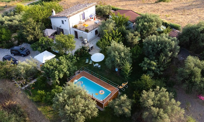 Guardialfiera Villa | Casa de vacaciones privada con piscina privada, WIFI, A/C, TV, terraza, vista panorámica