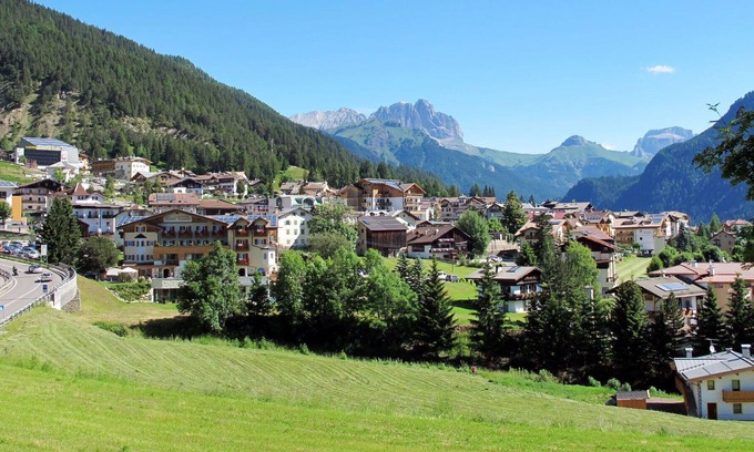 Vigo di Fassa Casa | Estupenda casa de vacaciones privada con WIFI, TV, balcón, mascotas permitida y aparcamiento