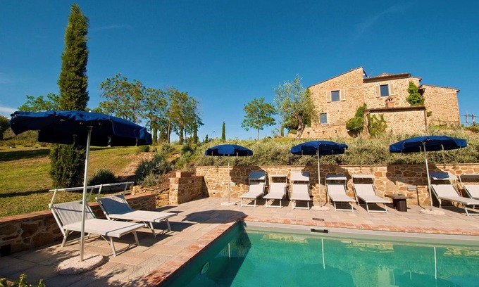 Pergine Valdarno Villa | Casa de vacaciones privada con piscina privada, A/C, WIFI, TV, mascotas permitida, cerca de Arezzo
