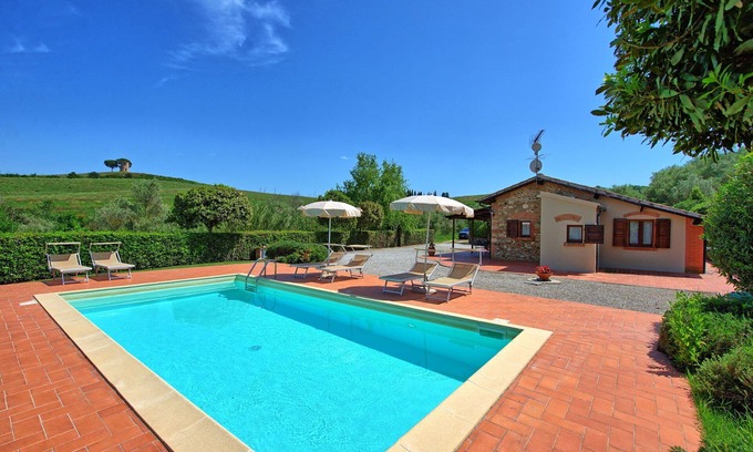 Bibbona Villa | Casa de vacaciones privada con A/C, WIFI, piscina privada, TV, vista panorámica, aparcamiento