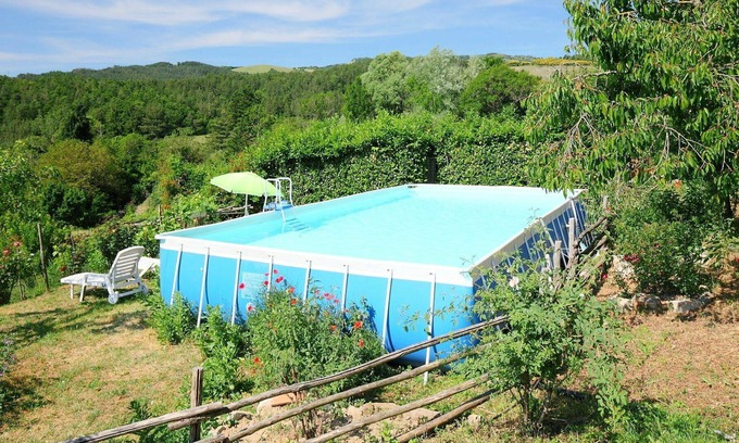 Santa Fiora Villa | Casa de vacaciones privada con piscina privada, WIFI, TV, patio, vista panorámica, aparcamiento