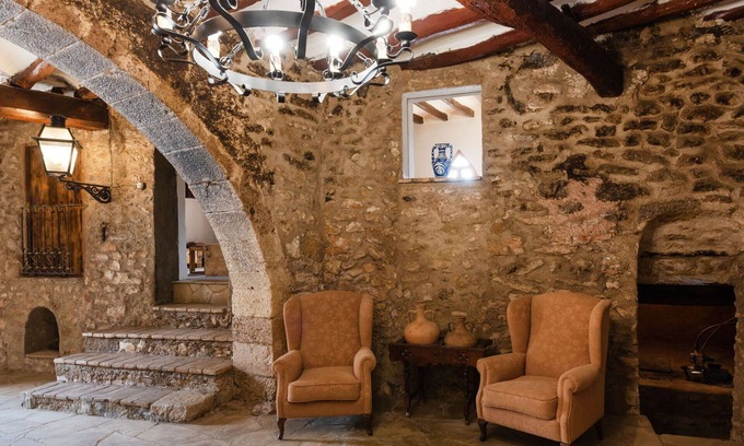 El Catllar Casa | Estupenda casa de vacaciones privada con piscina privada, WIFI, TV, vista panorámica, aparcamiento