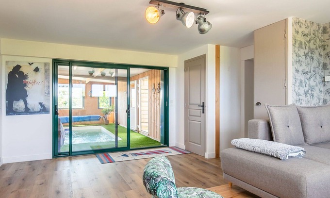 Guimaec Casa | Maravillosa casa de vacaciones privada con WIFI, piscina privada, TV, terraza y mascotas permitida