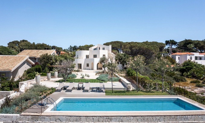Plemmirio Villa | Estupenda casa de vacaciones privada con A/C, WIFI, piscina privada, TV, patio, cerca de Siracusa