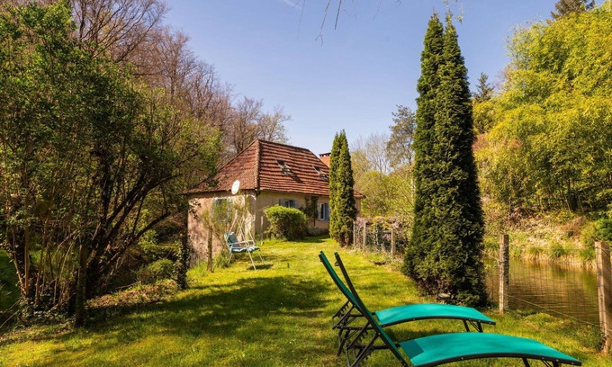 Teyssieu Casa | Preciosa casa de vacaciones privada para 4 personas con TV, terraza y mascotas permitida