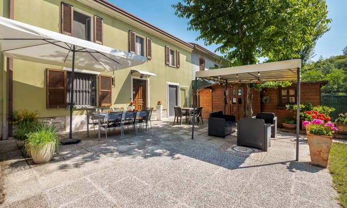 Casinina Casa | Casa de vacaciones privada con WIFI, bañera de hidromasaje, piscina privada, TV, vista panorámica