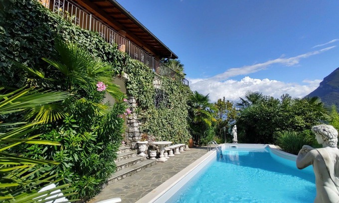 Carlazzo Casa | Estupenda casa de vacaciones privada para 6 personas con piscina privada, WIFI, TV y terraza