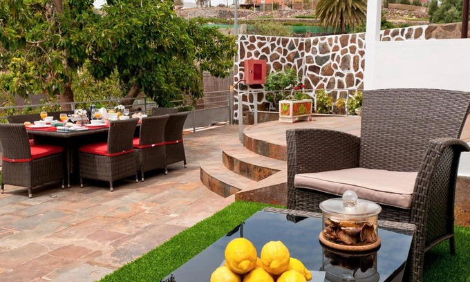 Ingenio Villa | Maravillosa casa de vacaciones privada para 12 personas con WIFI, A/C, piscina privada, TV y patio