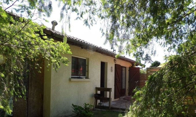 Mimizan Villa | Estupenda casa de vacaciones privada con WIFI, TV, terraza, mascotas permitida y aparcamiento