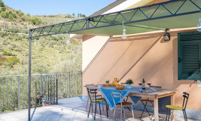 Costa dʼOneglia Villa | Preciosa casa de vacaciones privada con internet, TV, terraza, vista panorámica, aparcamiento