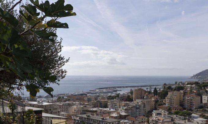 Sanremo Casa | Wonderful private villa for 4 people with WIFI, TV and parking