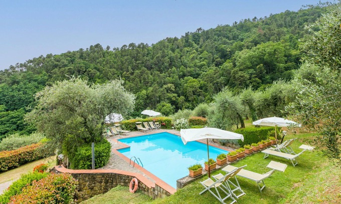 Pescia Villa | Casa de vacaciones privada con piscina privada, WIFI, TV, terraza, vista panorámica, aparcamiento