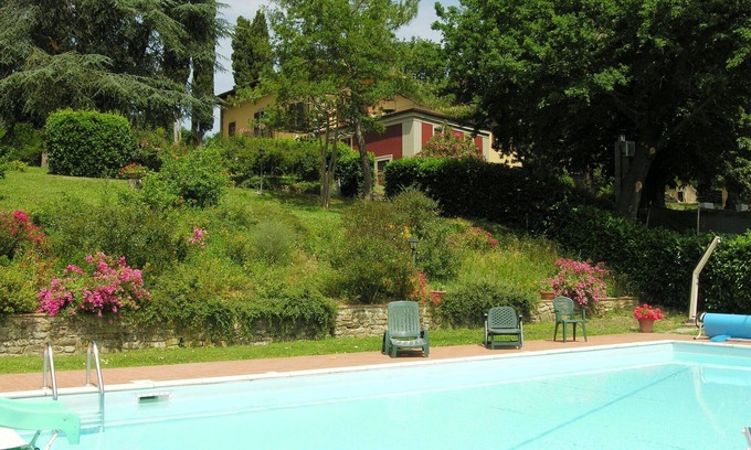Vicchio Villa | Casa de vacaciones privada con WIFI, piscina privada, TV, patio, vista panorámica, aparcamiento