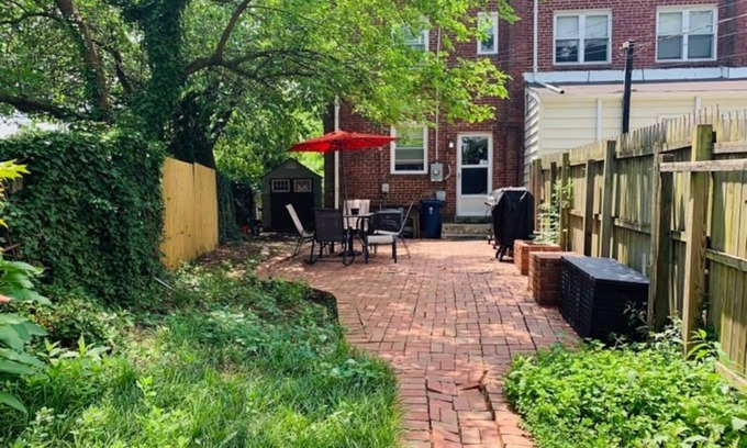 Potomac West Casa | Wonderful Renovated Townhouse in a Prime Location