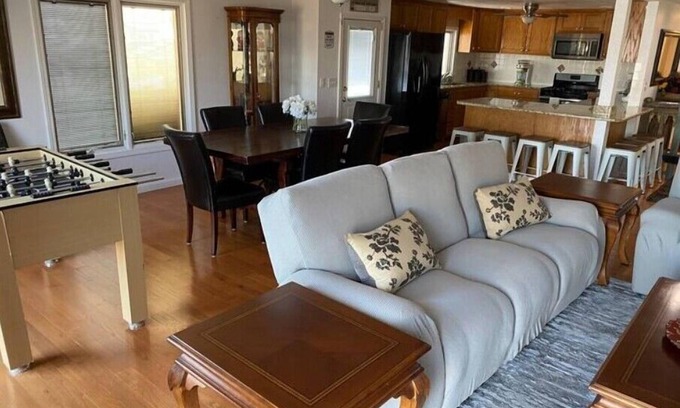 Rogers Casa | Wonderful, Spacious, Fun, Lake Home With Swim Space