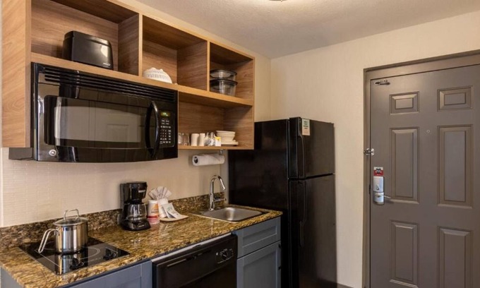 Okatie Casa | Wonderful Trip! 4 Rooms Close to Bluffton Buckwalter Rec Center, Parking, Pool