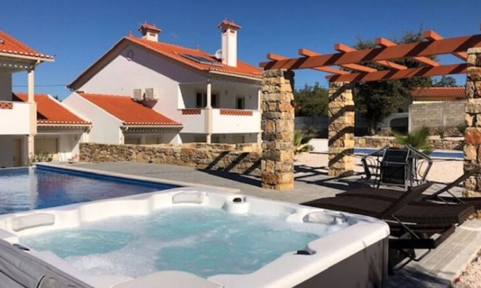 Ferreira do Zezere Villa | Maravillosa villa en Ferreira do Zezere con piscina privada y jacuzzi.