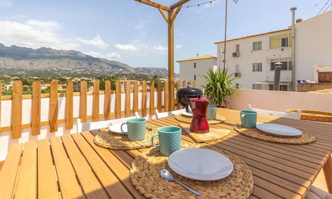Altea Chalet De Esquí | Wonderful Views Terrace 3BR Cottage - BBQ - AC