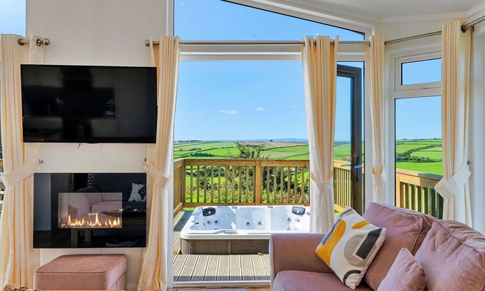 Saint John Casa | Estupenda casa de vacaciones con piscina, WIFI, jacuzzi, terraza, mascotas permitida y aparcamiento